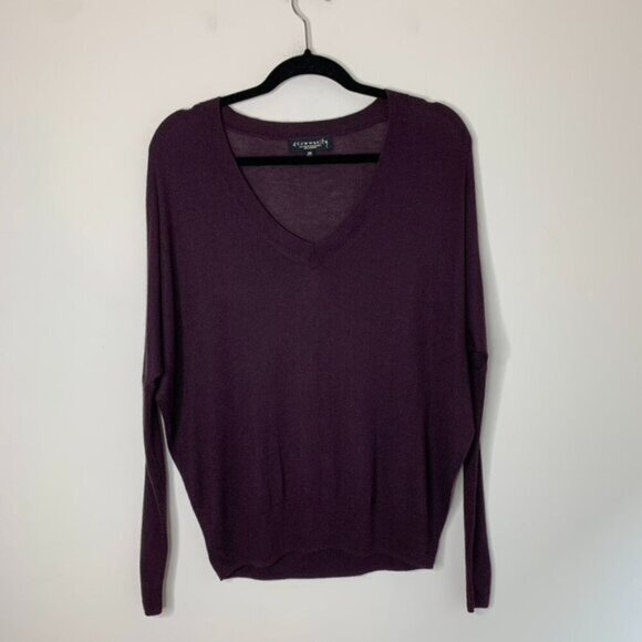 Aritzia Community Womens Sweater Cashmere blend V-neck Pullover Burgundy Size XS - Picture 6 of 15